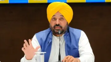 "ਵਰਲਡ ਐਲਡਰ ਐਬਿਊਜ਼ ਅਵੇਅਰਨੈੱਸ ਡੇਅ" ਮੌਕੇ ਭਗਵੰਤ ਮਾਨ ਸਰਕਾਰ ਨੇ ਸੀਨੀਅਰ ਨਾਗਰਿਕਾਂ ਲਈ ਸਰਬ-ਸਾਂਝੇ ਸ਼ਾਸਨ ਦਾ ਮਾਡਲ ਪੇਸ਼ ਕੀਤਾ