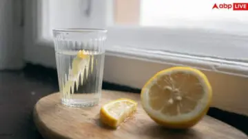 Lemon Water: नींबू पानी में भूलकर भी ना डालें ये चीज, जहर बन जाएगी फायदा देने वाली ये ड्रिंक