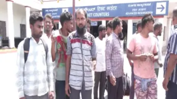 मैसुरू (कर्नाटक) : हावडा एक्सप्रेसमधून उतरले ४० बांगलादेशी घुसखोर !