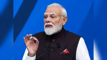 PM मोदी आज करेंगे PM-VBRY की शुरुआत, खाते में ट्रांसफर करेंगे 2400 करोड़; जानें किनको मिलेगा लाभ