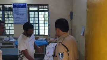 Dhar News: खलघाट-मनावर मार्ग पर दर्दनाक सड़क हादसा, दो बाइकों की टक्कर में 3 की मौत, महिला घायल