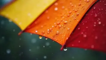 സംസ്ഥാനത്ത് ഒറ്റപ്പെട്ട മഴക്ക് സാധ്യത: ഇന്ന് നാല് ജില്ലകളില്‍ യെല്ലോ അലര്‍ട്ട്; ഇടിമിന്നല്‍ ജാഗ്രതാ നിര്‍ദ്ദേശം