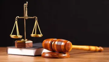 ഭാര്യയുടെ അവിഹിത ബന്ധം; യുവാവിന് 15 ലക്ഷം രൂപ നഷ്ടപരിഹാരം അനുവദിച്ച്‌ കുടുംബക്കോടതി