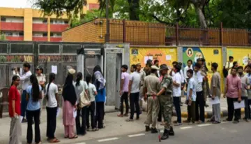 Mumbai: Uproar after two students denied entry for arriving late at NEET exam centre