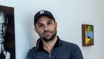 His Creative Business Has Made $2.5 Million and Can't Be Replaced By AI: 'Price Continues to Go Up'