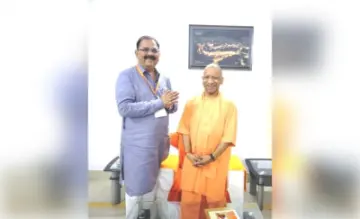 मुख्यमंत्री योगी आदित्यनाथ से मिले विधायक रवि शर्मा,  सौंपे विकास से जुड़े 9 प्रमुख प्रस्ताव