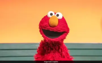 Why Sesame Street's Elmo Is Facing Backlash From NBA Fans: "Pick A Side Coward"