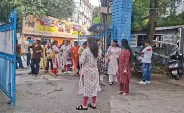 আশা কর্মীদের ভাতা বাড়লেও বঞ্চিত NUHM কর্মীরা! মুখ্যমন্ত্রীর উদ্দেশে দাবিপত্র, রাজ্যজুড়ে পেন ডাউন আন্দোলন