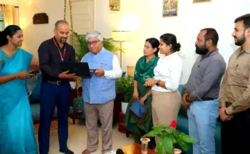 സെൻസസ് സെല്‍ഫ് എന്യൂമറേഷൻ ഹൈക്കോടതി ചീഫ് ജസ്റ്റിസ് വിവരശേഖരണം പൂര്‍ത്തിയാക്കി