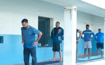ಬೆನ್ನು ನೋವು ಎಂದಿದ್ದ ದರ್ಶನ್ʼಗೆ ಅಲೋಕ್ ಕುಮಾರ್ ಸಲಹೆ: ಜೈಲಿನಲ್ಲಿ ಪ್ರಾಣಾಯಾಮ, ಶವಾಸನ ಮಾಡಿದ ನಟ