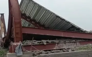 তারাতলায় নির্মীয়মাণ গোডাউনের ছাদ ভেঙে বিপত্তি, জখম বহু শ্রমিক