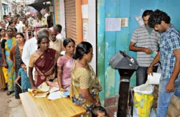 BIG NEWS: ರಾಜ್ಯದ ಪಡಿತರ ಚೀಟಿದಾರರಿಗೆ ಗುಡ್ ನ್ಯೂಸ್ : ಸರ್ವರ್ ಸಮಸ್ಯೆ ಹಿನ್ನೆಲೆ ಬೆರಳಚ್ಚು ವಿನಾಯಿತಿ