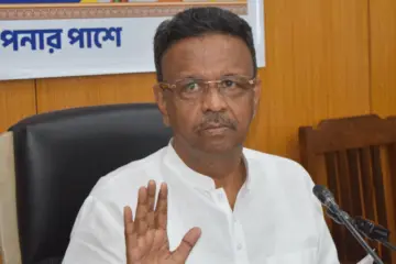 'I don't want to cling to the chair': TMC leader Firhad Hakim resigns as mayor of Kolkata Municipal Corporation