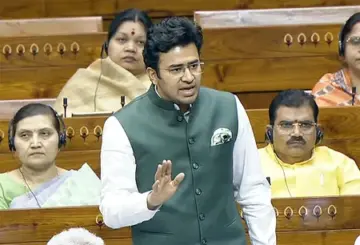 खराब सड़कों और फुटपाथों पर तेजस्वी सूर्या का हमला, 'ओपन स्ट्रीट्स बेंगलुरु' अभियान शुरू करने की मांग