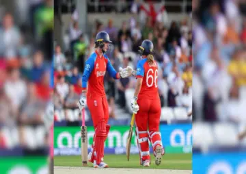 England beat Scotland to stay unbeaten in T20 World Cup