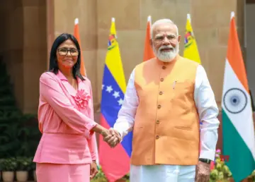 पंतप्रधान मोदींची व्हेनेझुएलाच्या कार्यवाहक राष्ट्राध्यक्ष डेल्सी रोड्रिग्ज यांच्याशी महत्त्वपूर्ण बैठक