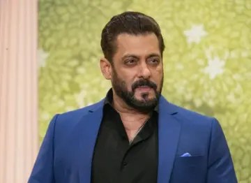 SALMAN KHAN: ಸೂರ್ಯ ಕೈಬಿಟ್ಟ 'ಕರ್ಣ' ಚಿತ್ರಕ್ಕೆ ಸಲ್ಮಾನ್ ಖಾನ್ ಎಂಟ್ರಿ?  ಪೌರಾಣಿಕ ಸಿನಿಮಾಗೆ ಬಾಲಿವುಡ್ ಭಾಯ್‌ಜಾನ್ ಹೀರೋ!