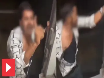 Video:बेकसूर शख्स पर लगाए गए झूठे इल्जाम तो उसने अपनी जान बचाने के लिए लगा दी ट्रेन से छलांग, वीडियो वायरल