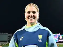 "She has put a marker out there to other teams.": Mooney backs youngster Voll to shine in Women's T20WC