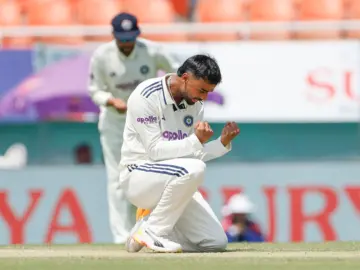 Warwickshire ropes in Manav Suthar on short-term County Championship deal