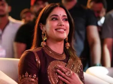 Will Peddi Director Reduce Janhvi Negativity With New Scenes?