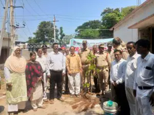 'ప్లాస్టిక్ వినియోగం భూమికి, మానవాళికి ముప్పు'