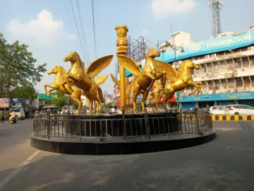 बरेली स्मार्ट सिटी: अधूरी परियोजनाएं, समन्वय की कमी और पार्किंग संकट से जूझता शहर