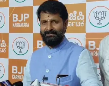 ಡಿಕೆ ಸಂಪುಟದಲ್ಲಿ ಮೊದಲ ವಿಕೆಟ್ ಪತನ; ರಾಮಲಿಂಗಾ ರೆಡ್ಡಿ ರಾಜೀನಾಮೆ ಭವಿಷ್ಯದ ಸೂಚನೆ: ಸಿ.ಟಿ. ರವಿ