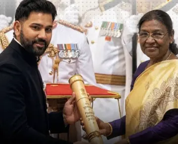 ROHIT SHARMA: ಟೀಮ್ ಇಂಡಿಯಾದ ಹಿಟ್‌ಮ್ಯಾನ್​​​ ರೋಹಿತ್ ಶರ್ಮಾಗೆ ಪದ್ಮಶ್ರೀ ಗೌರವ