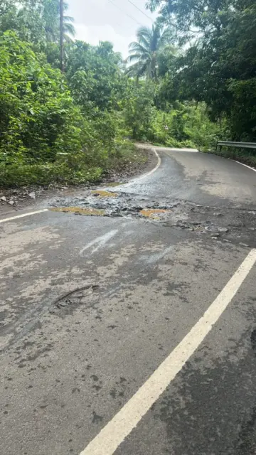 ओटवणे येथील युवकांच्या सामाजिक बांधीलकेच वाहन चालकांकडून कौतुक