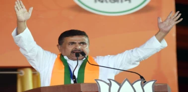 ডায়মন্ড হারবার মডেল ভেঙে চুরমার! ফলতায় তৃণমূলের দুর্গ পতনে রাজ্য রাজনীতিতে তোলপাড়