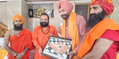 हरिद्वार पहुंचे नवजोत सिंह सिद्धू, दक्षेश्वर महादेव मंदिर में किया रुद्राभिषेक