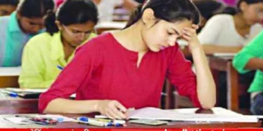 मोठी बातमी! नीट पेपरफुटी प्रकरणात आला नवा द्विस्ट, परीक्षेनंतर नोट्स, कागदपत्रे रद्दीत विकली