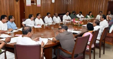 ഗവര്‍ണറുടെ നയപ്രഖ്യാപന പ്രസംഗത്തിന്റെ കരടിന് ഇന്ന് മന്ത്രിസഭാ യോഗം അംഗീകാരം നല്‍കും