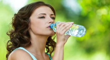 তেষ্টা পাওয়া কি একমাত্র লক্ষণ? শরীরে জলের মারাত্মক ঘাটতি হলে ফুটে ওঠে এই ৫টি সংকেত