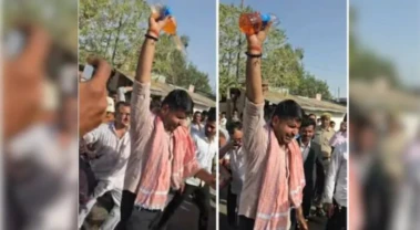 VIRAL NEWS : ಅಯ್ಯಯ್ಯೋ ಅನ್ಯಾಯ!  ಕಲೆಕ್ಟರೇಟ್ ಎದುರು ತನ್ನ ಮೇಲೆಯೇ ಪೆಟ್ರೋಲ್ ಸುರಿದುಕೊಂಡ ಶಾಸಕ, ಎಲ್ಲಿ ಗೊತ್ತಾ?