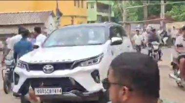 Egg Attack on Athagarh MLA's Car: ବିଧାୟକ ରଣେନ୍ଦ୍ର ପ୍ରତାପ ସ୍ବାଇଁଙ୍କ ଗାଡ଼ିକୁ ଅଣ୍ଡାମାଡ଼