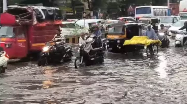 पुण्यासह पिंपरी चिंचवडला पावसाने झोडपले; मान्सूनपूर्व पावसाची जोरदार हजेरी ; नागरिकांची तारांबळ