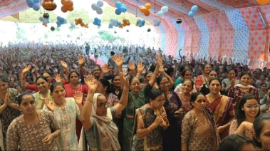 મોરબીમાં શિવધુન મંડળ પરિવાર દ્વારા શ્રીમદ ભાગવત સપ્તાહનું ભવ્ય આયોજન, કૃષ્ણ જન્મોત્સવે જામ્યો ભક્તિમય માહોલ