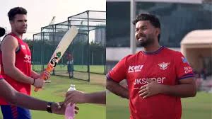 IPL 2026: अर्जुन तेंदुलकर ने डेब्यू मैच में छोड़ी छाप, बेटे के प्रदर्शन पर भावुक हुए सचिन तेंदुलकर