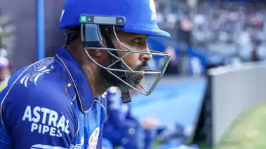 Hardik Pandya: নেতৃত্ব হারাতে চলেছেন হার্দিক? নতুন অধিনায়কের খোঁজে দল