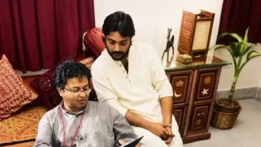 'আজও মনে হয় হঠাৎ ফোন করে বলবি.'! ঋতুপর্ণের মৃত্যুদিনে মন খারাপ প্রসেনজিতের