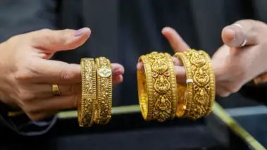 Kerala Gold Rate Today: സ്വര്‍ണവില താഴേക്ക്, ഇനിയും കാത്തിരിക്കണോ? ഇന്നത്തെ നിരക്ക് അറിഞ്ഞോളൂ.