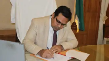 117 मौतें, तबाही और राहत आयुक्त विदेश में! योगी ने रिपोर्ट मांगी तो खुल गई बड़ी पोल