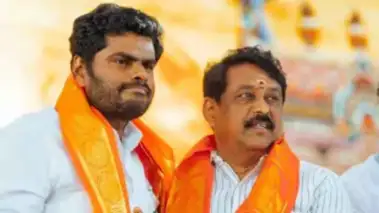 "நம்ப வச்சு கழுத்தறுத்து.. டெல்லிக்கே சென்று சாதித்த நயினார்". அண்ணாமலை கையில் எடுத்திருக்கும் 'வி தி லீடர்ஸ்' அஸ்திரம். தமிழக அரசியலில் வெடிக்கப்போகும் அடுத்த அணுகுண்டு.!