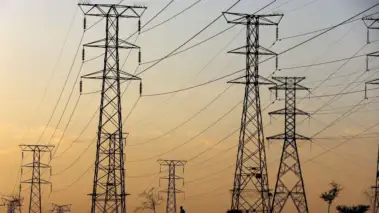 UP Electricity Bill Hike: यूपी के लोगों को लगा बड़ा झटका, पेट्रोल-डीजल के बाद बिजली भी हो गई महंगी, अब कितना आएगा बिल?