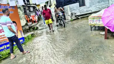 खराब मौसम भी नहीं डिगा सका मतदाताओं का हौसला - Divya Himachal