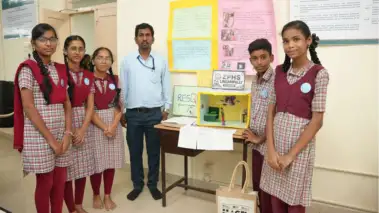 హ్యాక్ టు ది ఫ్యూచర్‌లో ఏఐ ఆధారిత పరిష్కారాలను రూపొందించిన తెలుగు రాష్ట్రాల ప్రభుత్వ పాఠశాలల విద్యార్థులు