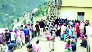 सनवाल में पुलिस के कड़े पहरे में रि-पोलिंग - Divya Himachal