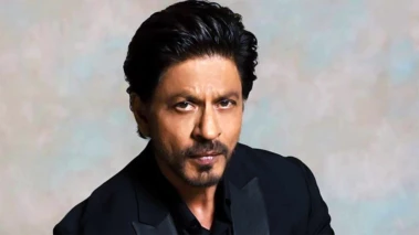 মৃত পোষ্যের দেহ কবর থেকে তুলে আনেন মধ্যরাতে, কোন আবেগে ভেঙে পড়েছিলেন শাহরুখ খান!